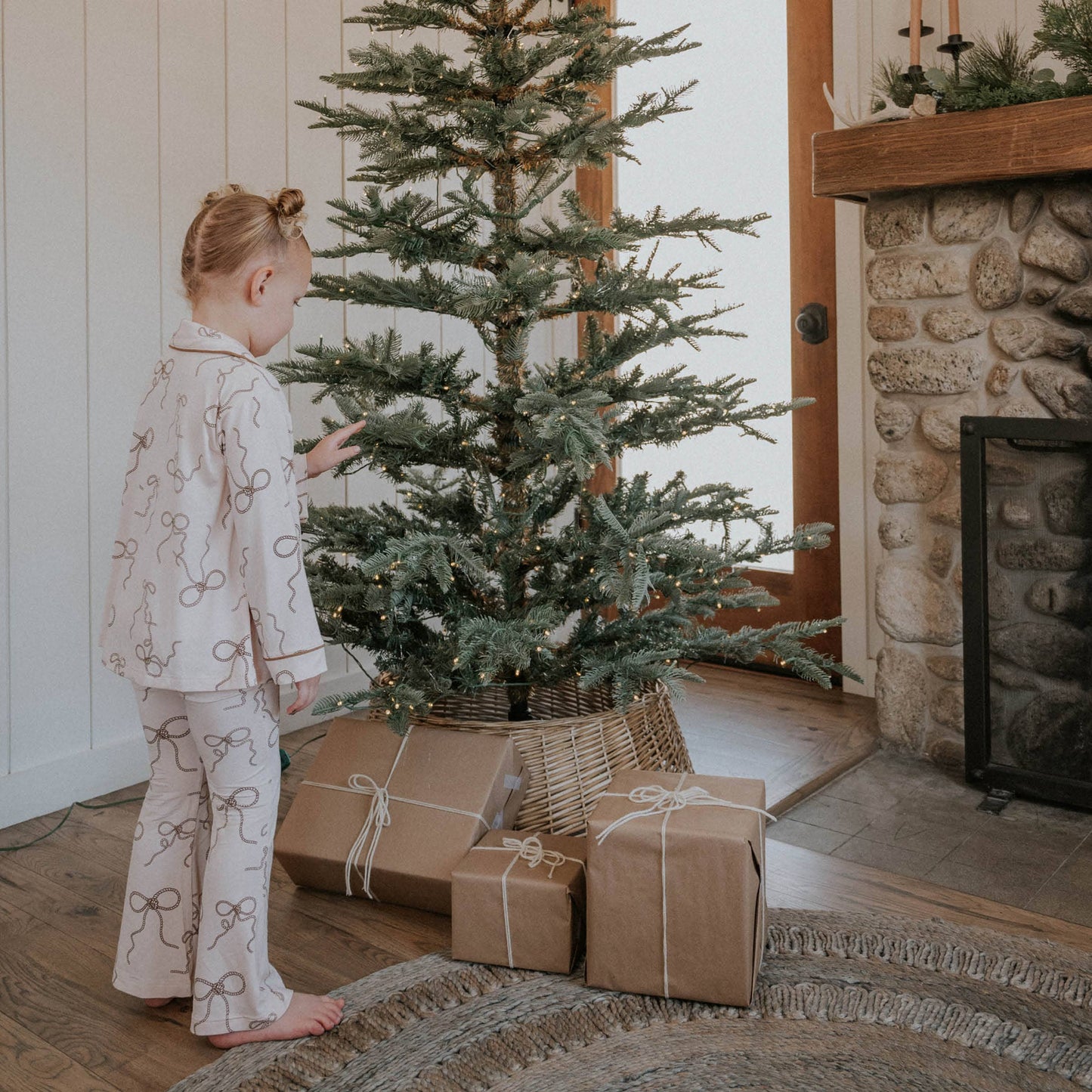 Coquette Lasso Bow Bamboo Flare Set