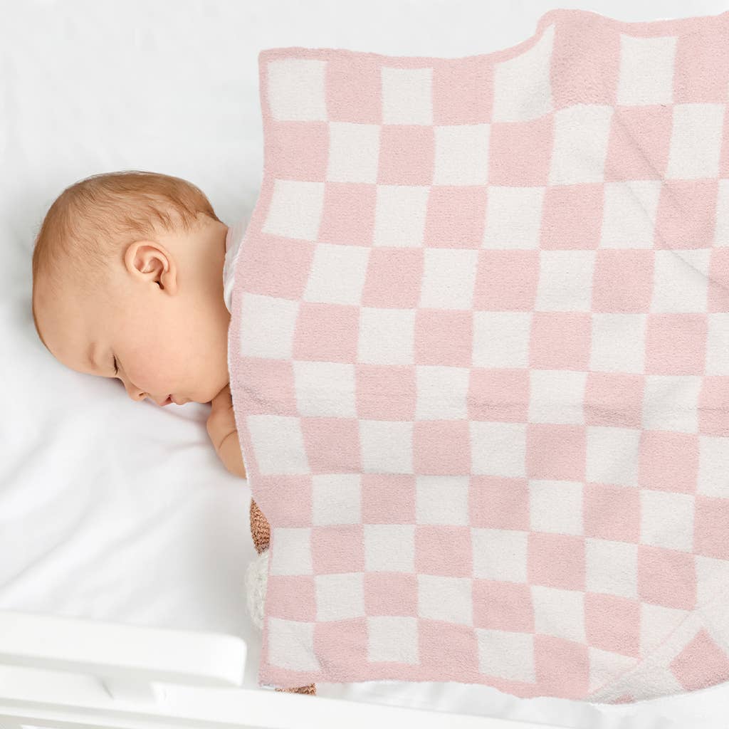 Checkered Pattern Soft Throw Blanket