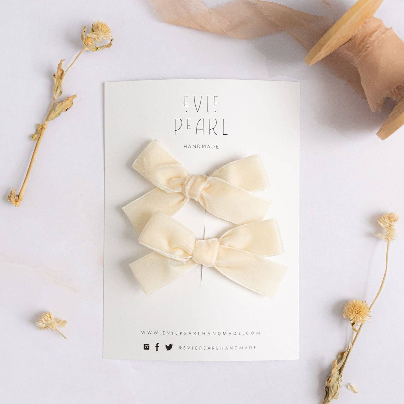 Cream Mini Velvet Pigtail Bows