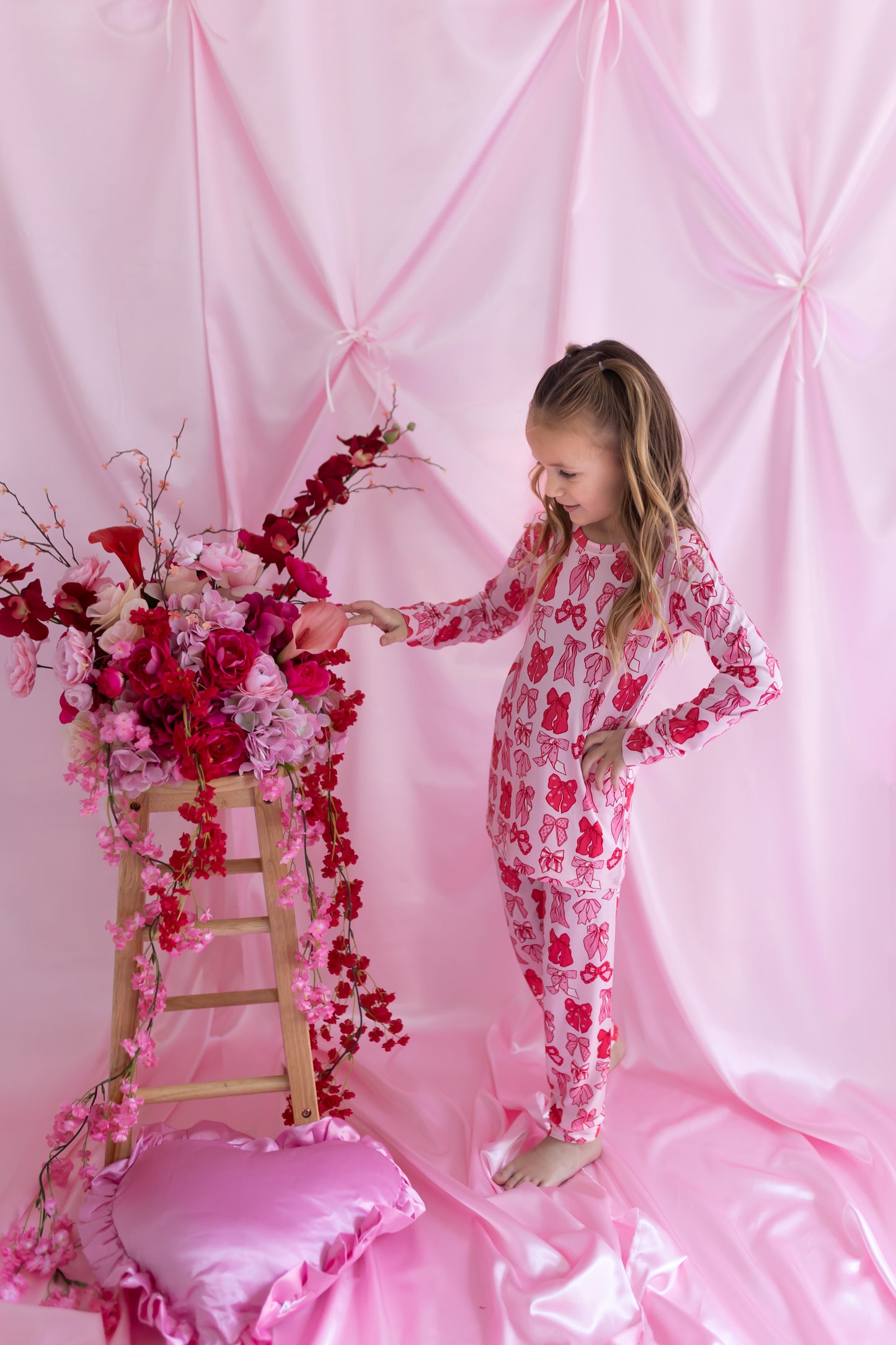 PRE ORDER: Valentines Bows Two Piece Set