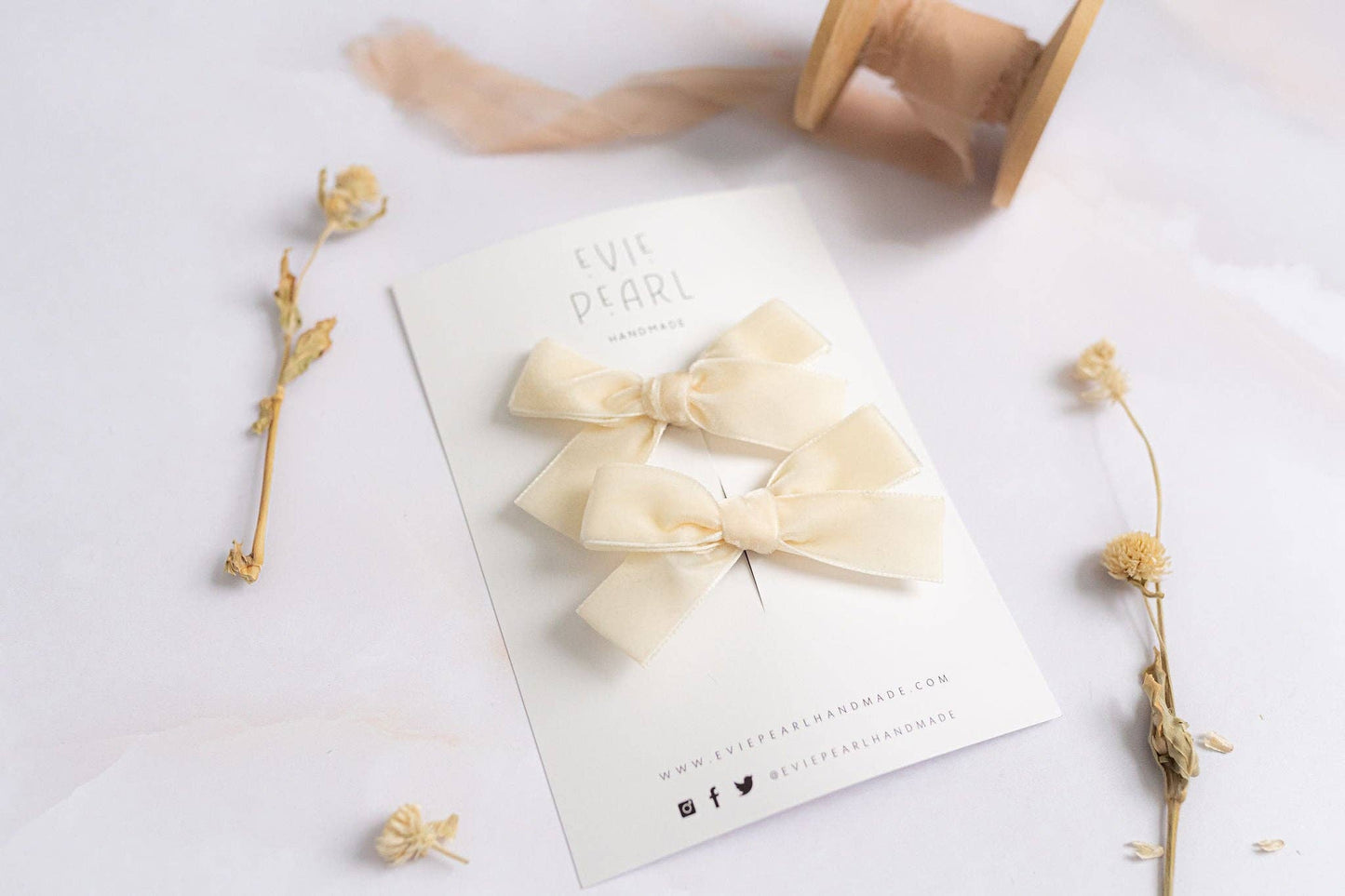 Cream Mini Velvet Pigtail Bows