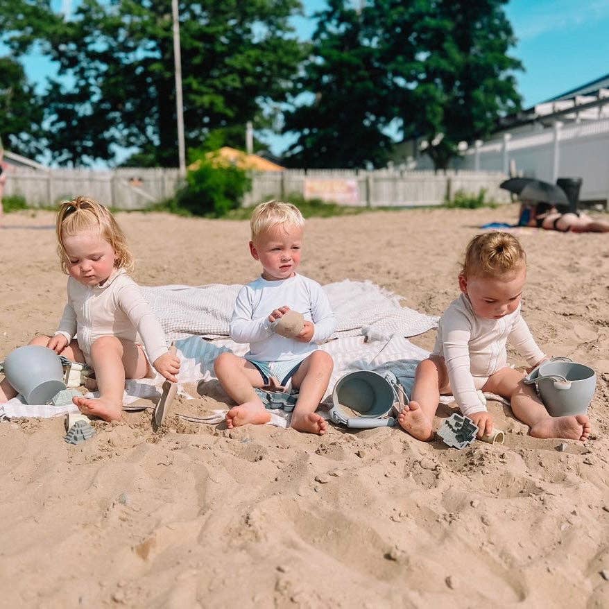 Ellie Silicone Beach Toy Set