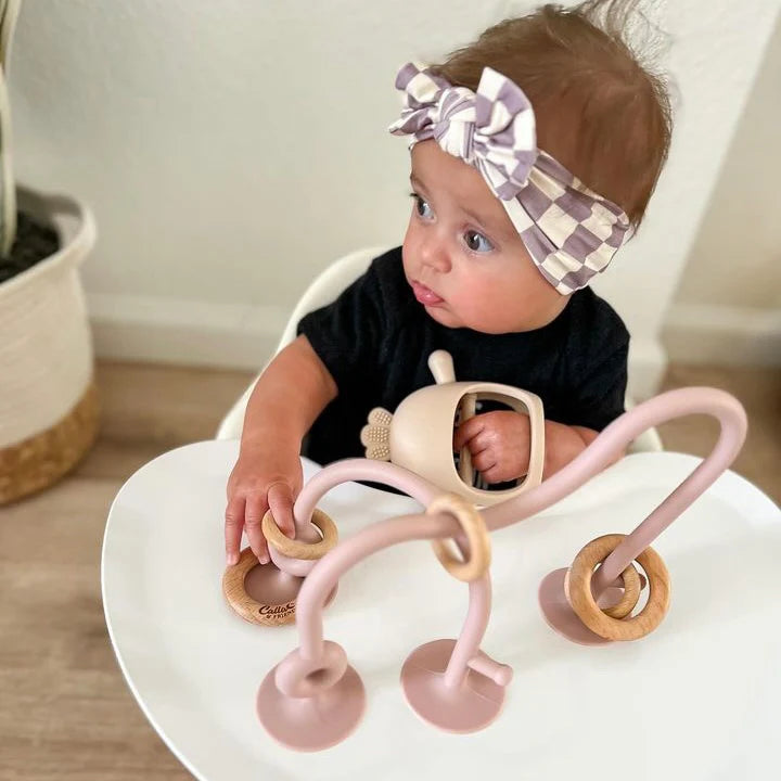 Petal On The Go Suction Toy